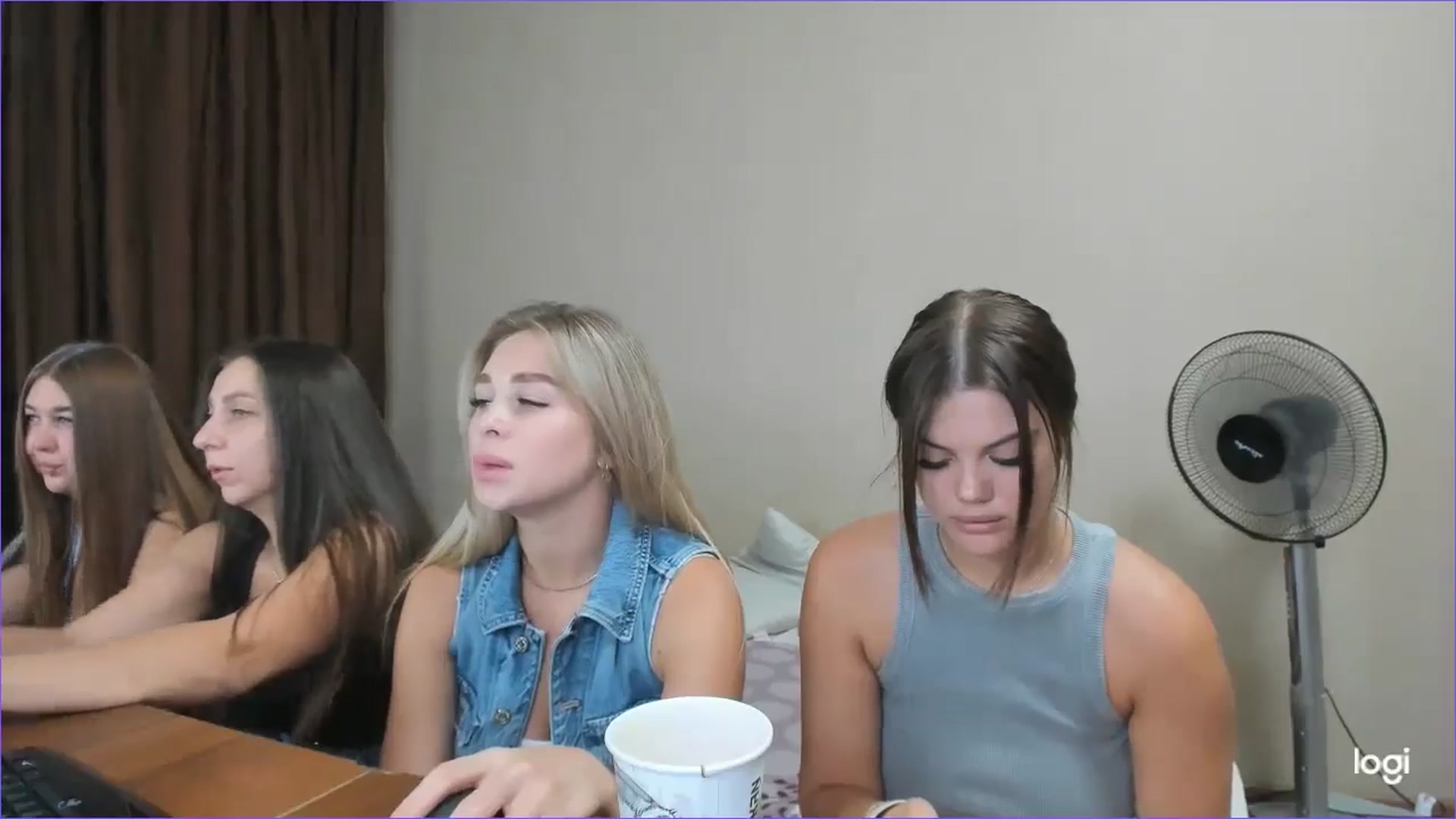 Gallery image thumbnail from StefaniNell's myfreecams stream on, 08/25/2024, 07:54 image 17 of 20