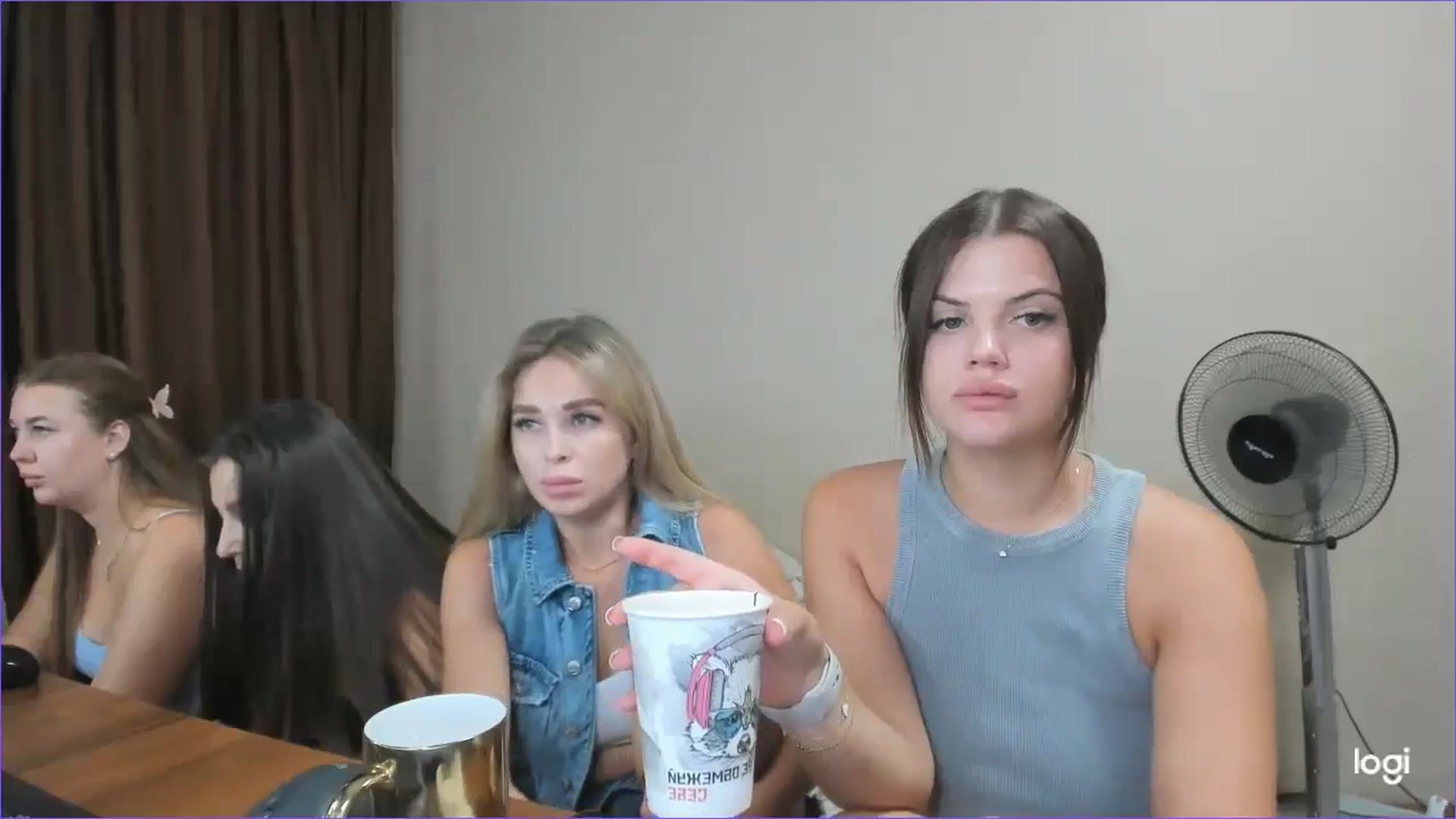 Gallery image thumbnail from StefaniNell's myfreecams stream on, 08/25/2024, 08:59 image 15 of 20