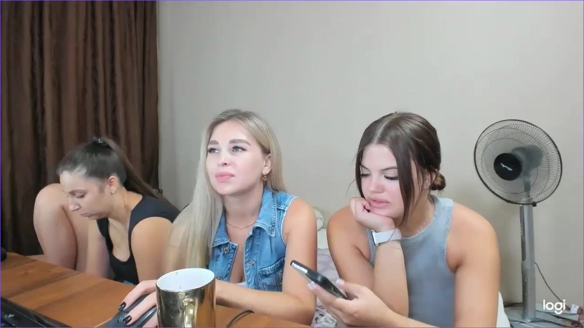 Gallery image thumbnail from StefaniNell's myfreecams stream on, 08/25/2024, 10:27 image 6 of 20