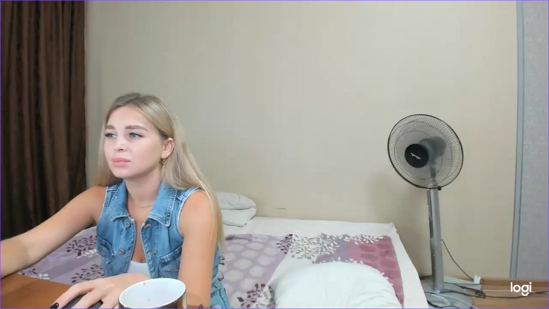 Gallery image thumbnail from StefaniNell's myfreecams stream on, 08/25/2024, 10:46 image 1 of 20