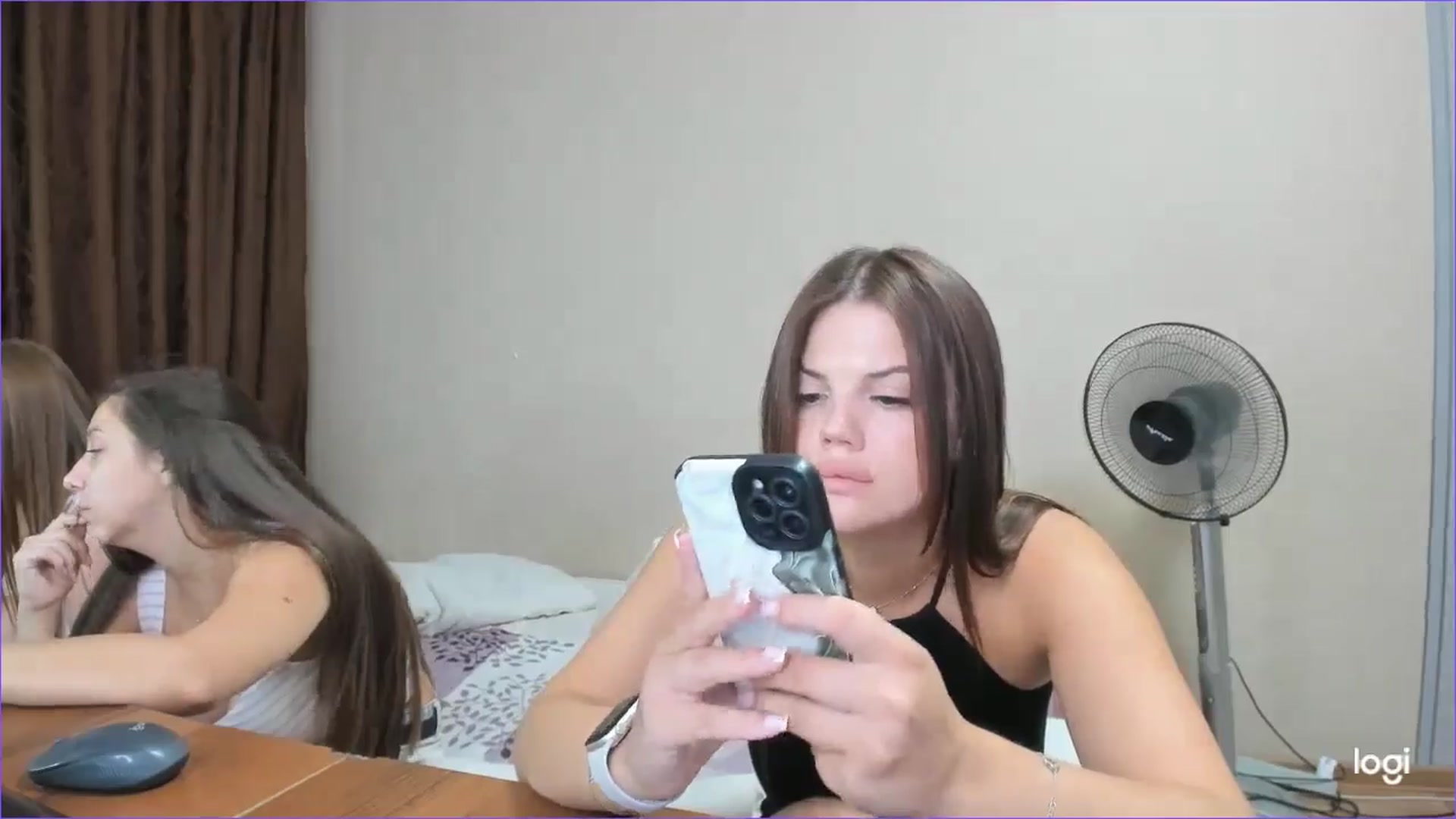 Gallery image thumbnail from StefaniNell's myfreecams stream on, 08/26/2024, 10:25 image 16 of 20