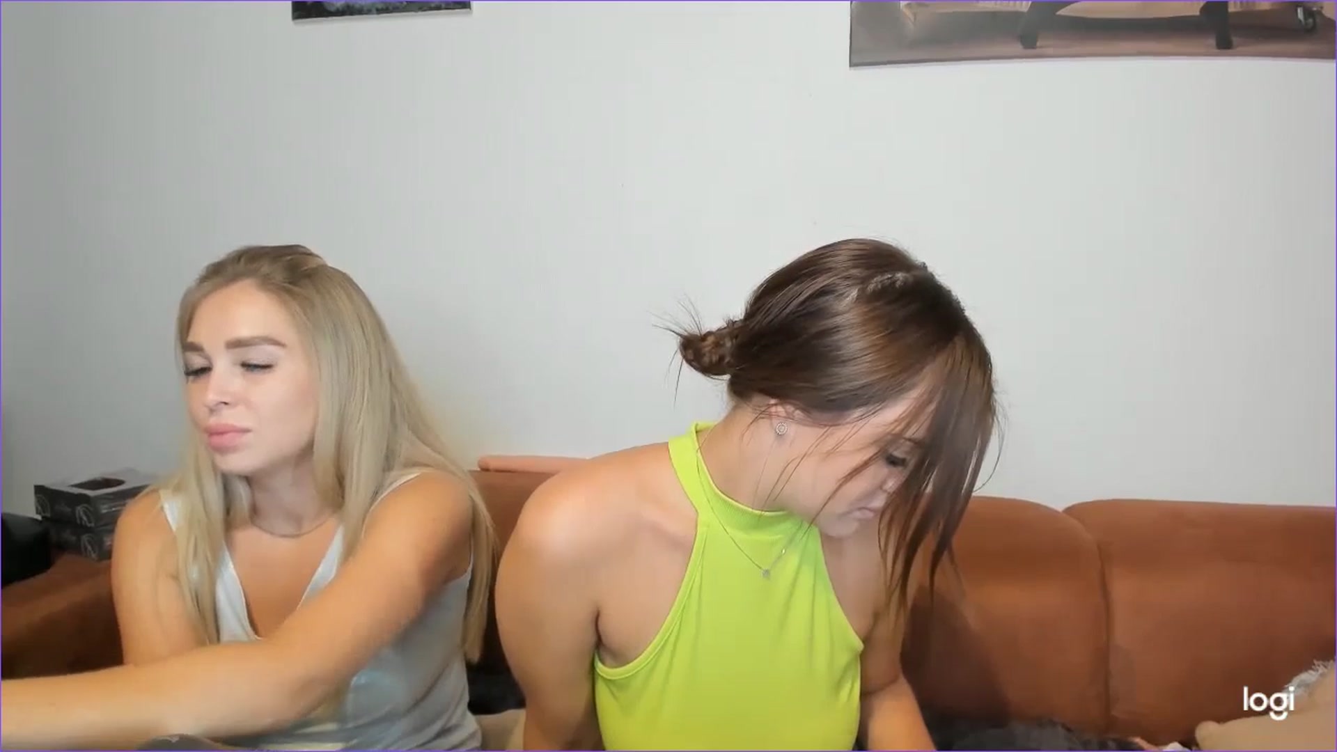 Gallery image thumbnail from StefaniNell's myfreecams stream on, 09/12/2024, 11:06 image 18 of 20