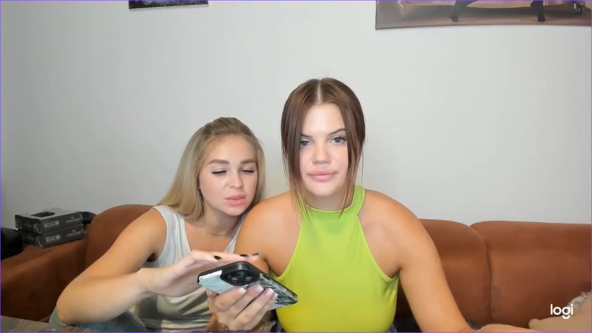 Gallery image thumbnail from StefaniNell's myfreecams stream on, 09/12/2024, 11:06 image 16 of 20
