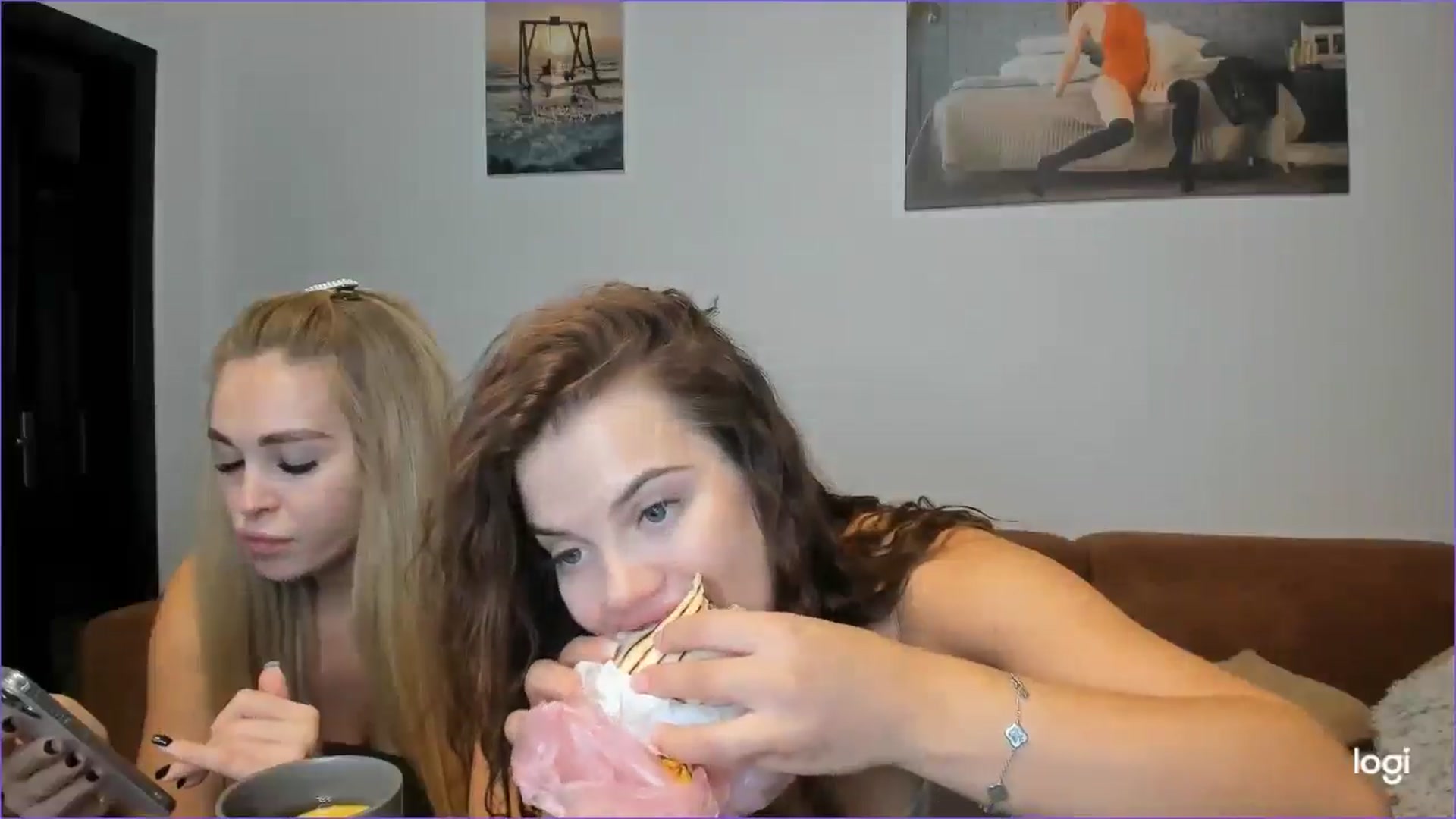 Gallery image thumbnail from StefaniNell's myfreecams stream on, 09/18/2024, 11:22 image 3 of 20