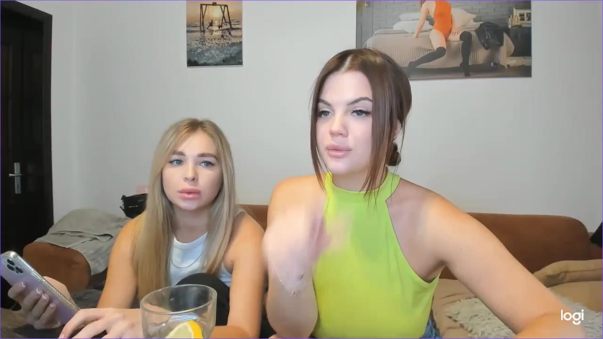 Gallery image thumbnail from StefaniNell's myfreecams stream on, 10/01/2024, 08:10 image 10 of 20