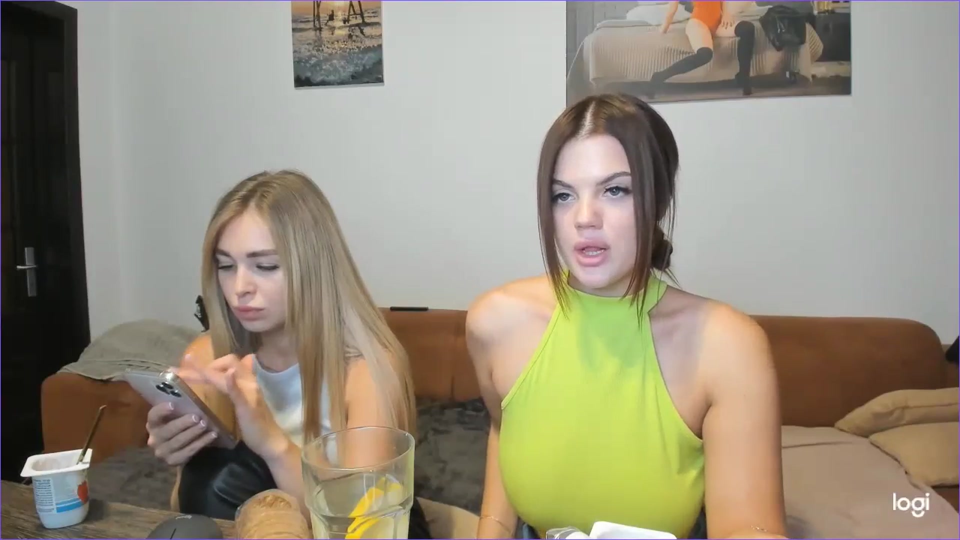 Gallery image thumbnail from StefaniNell's myfreecams stream on, 10/01/2024, 10:20 image 19 of 20