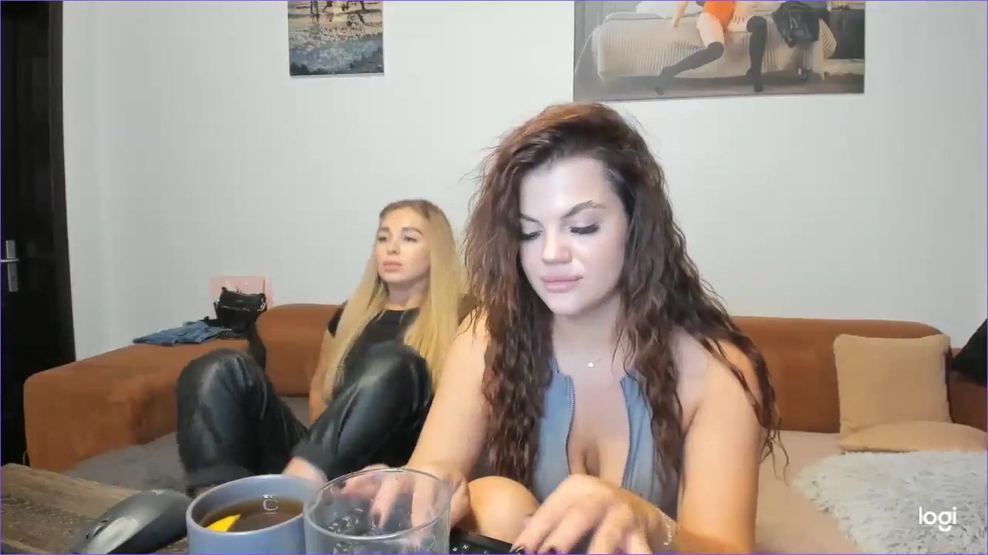 Gallery image thumbnail from StefaniNell's myfreecams stream on, 10/03/2024, 10:14 image 9 of 20
