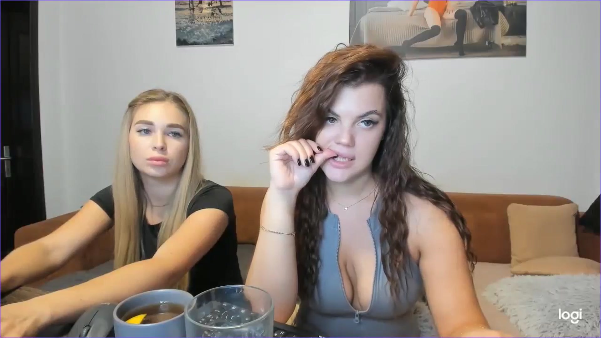 Gallery image thumbnail from StefaniNell's myfreecams stream on, 10/03/2024, 10:14 image 10 of 20