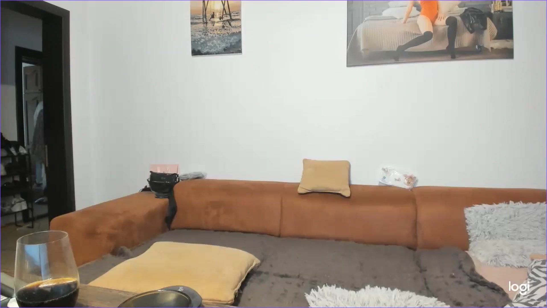 Gallery image thumbnail from StefaniNell's myfreecams stream on, 10/06/2024, 11:10 image 6 of 20