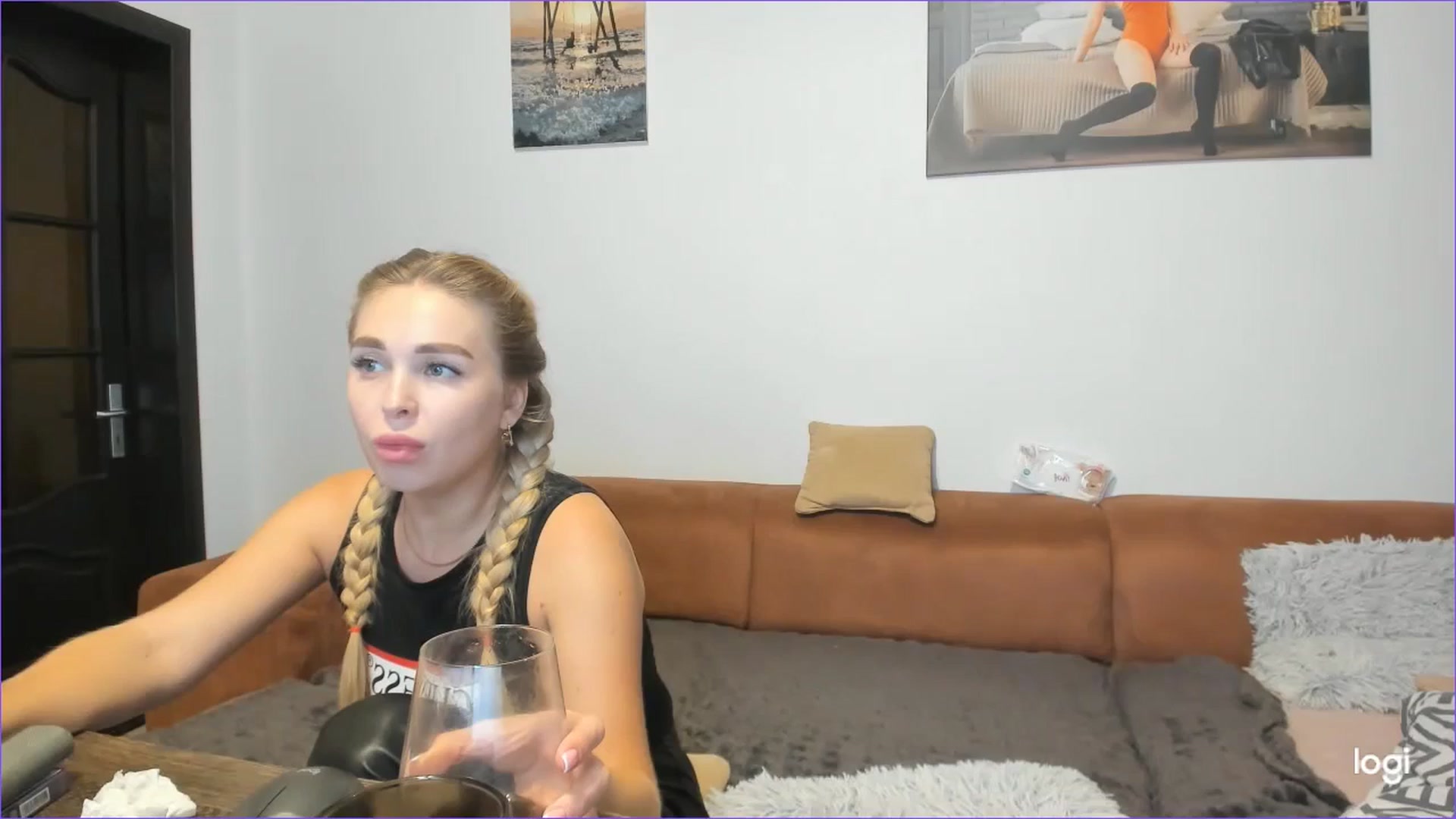 Gallery image thumbnail from StefaniNell's myfreecams stream on, 10/06/2024, 11:46 image 13 of 20