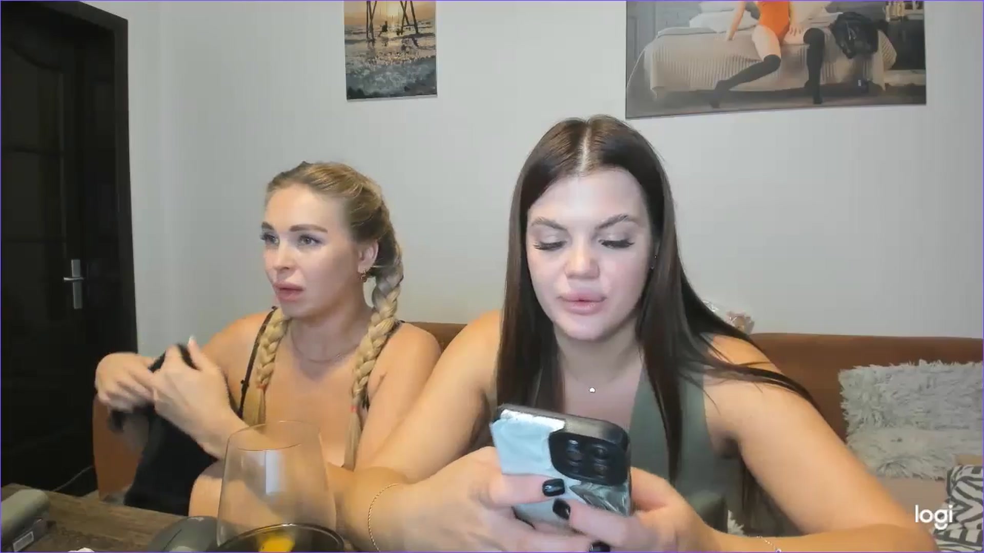 Gallery image thumbnail from StefaniNell's myfreecams stream on, 10/06/2024, 11:46 image 7 of 20