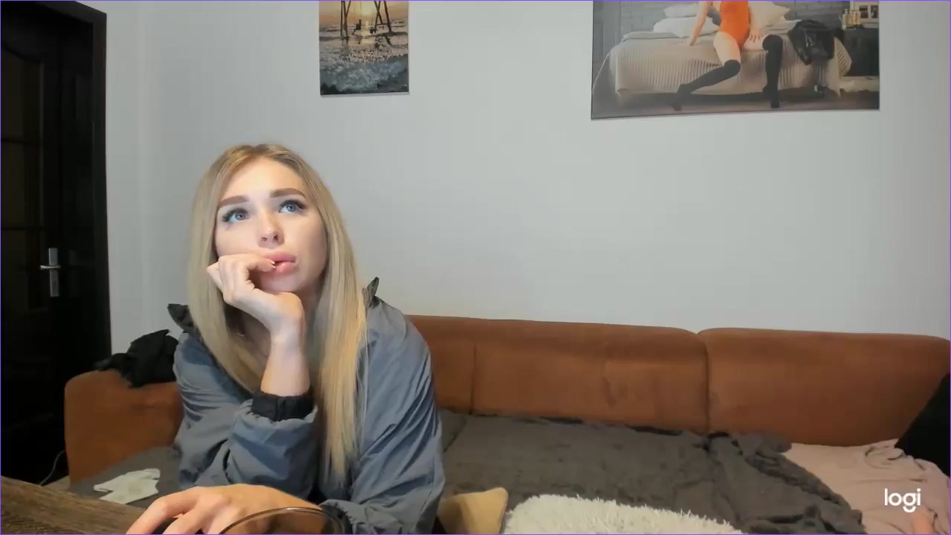 Gallery image thumbnail from StefaniNell's myfreecams stream on, 10/10/2024, 08:38 image 19 of 20