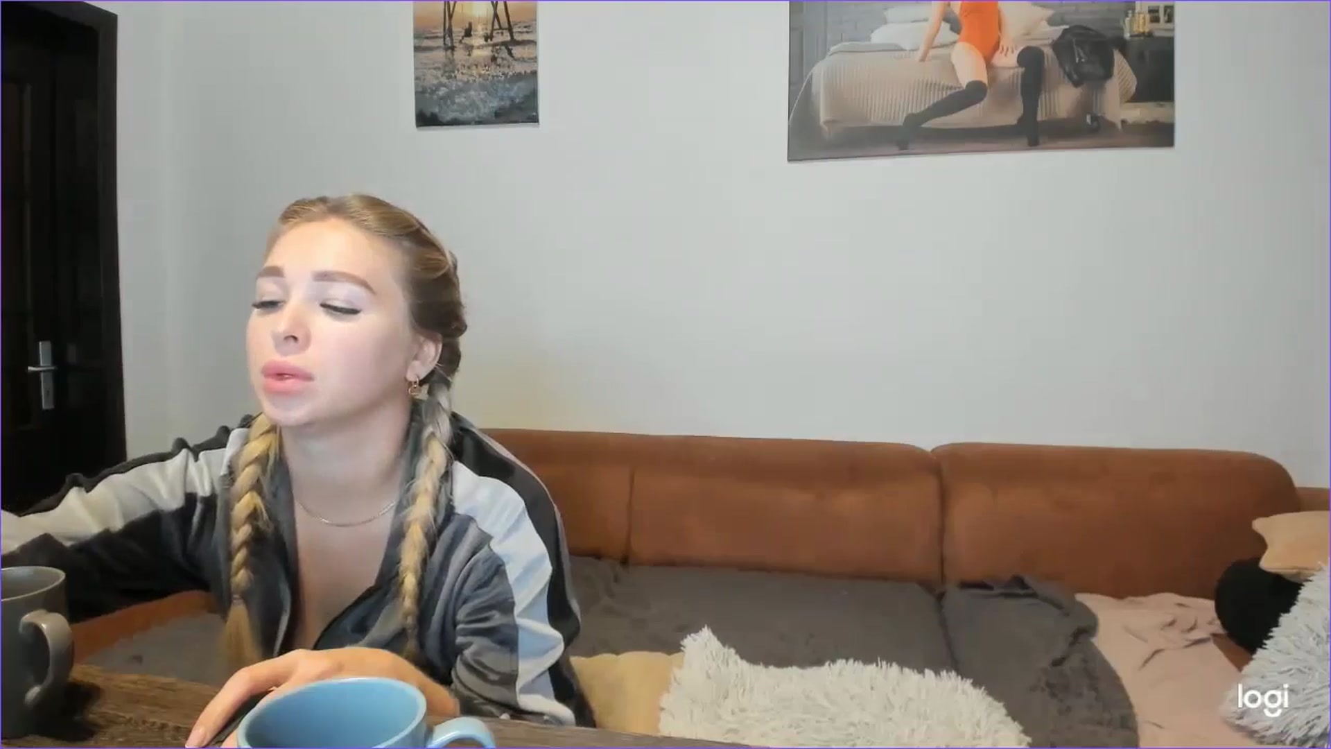 Gallery image thumbnail from StefaniNell's myfreecams stream on, 10/13/2024, 07:40 image 10 of 20