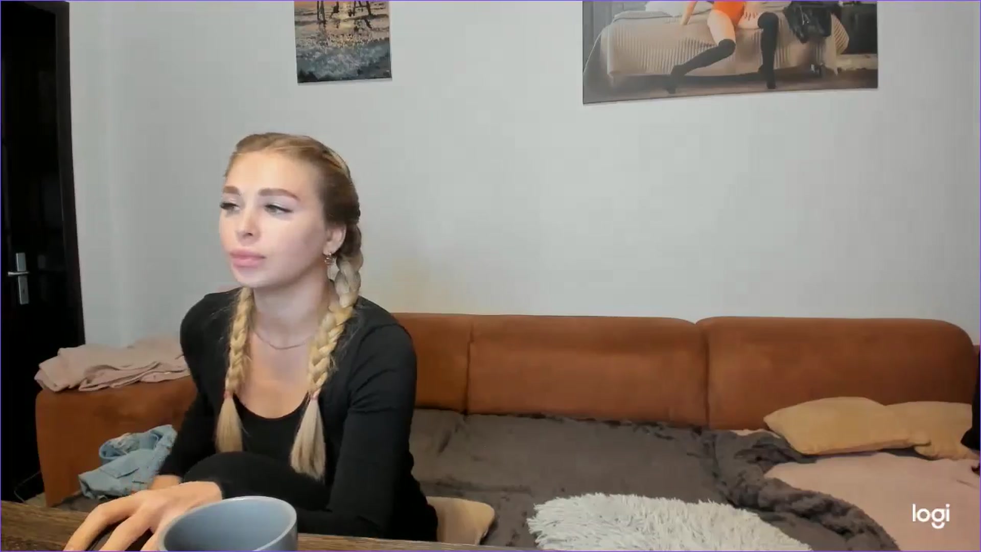 Gallery image thumbnail from StefaniNell's myfreecams stream on, 10/17/2024, 08:11 image 13 of 20