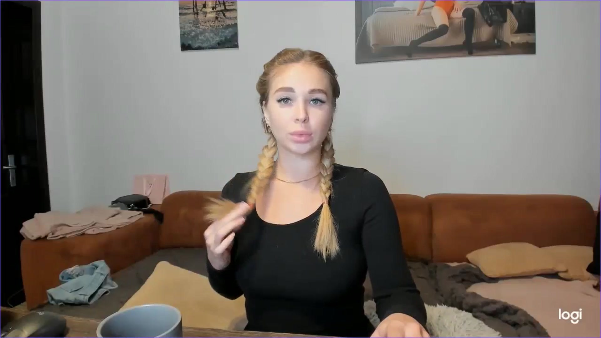 Gallery image thumbnail from StefaniNell's myfreecams stream on, 10/17/2024, 08:11 image 18 of 20