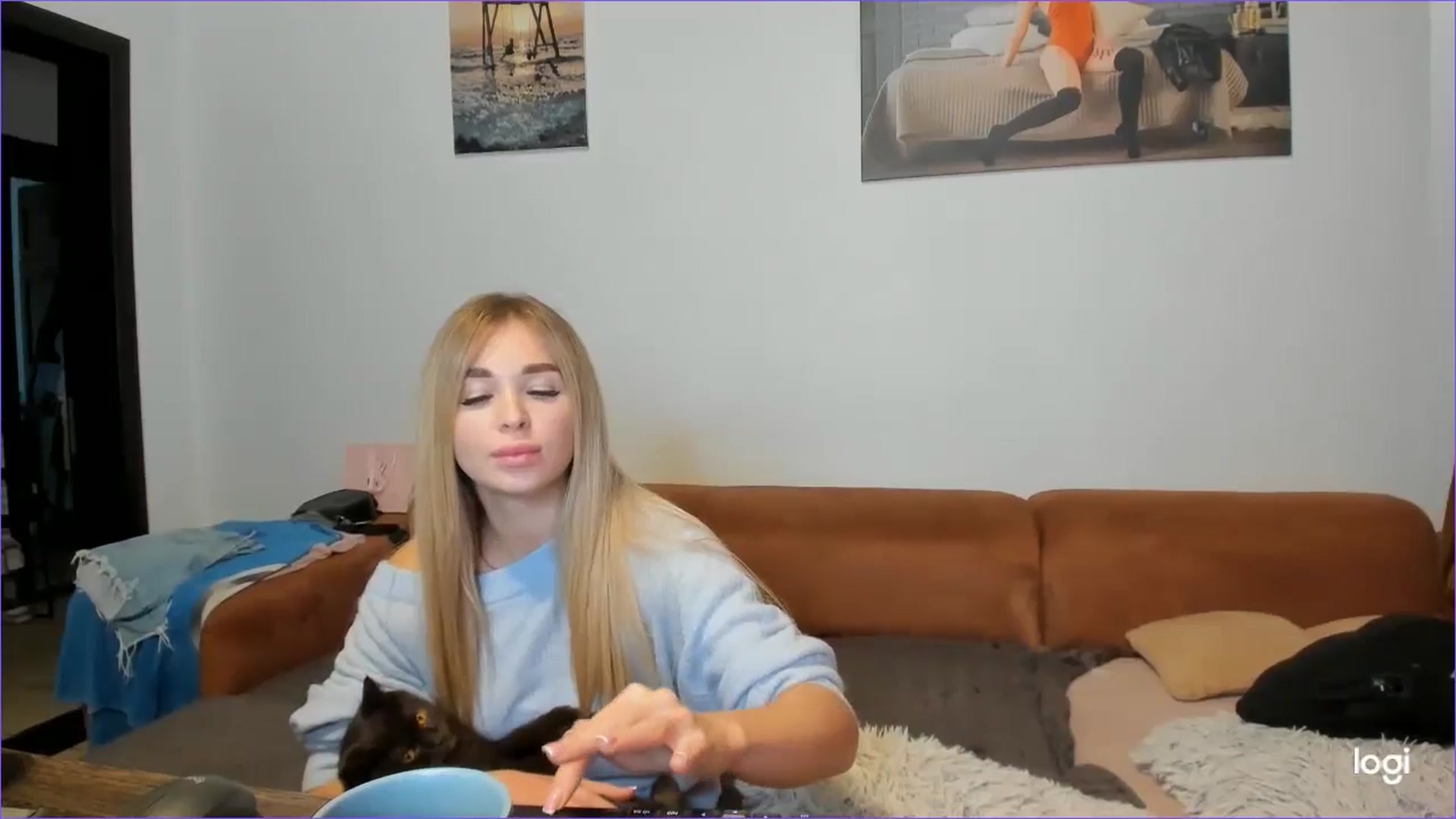 Gallery image thumbnail from StefaniNell's myfreecams stream on, 10/18/2024, 07:24 image 14 of 20