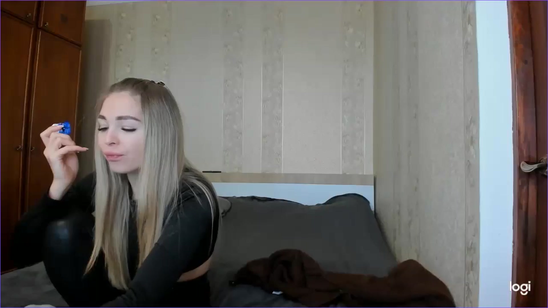 Gallery image thumbnail from StefaniNell's myfreecams stream on, 10/20/2024, 08:28 image 3 of 20