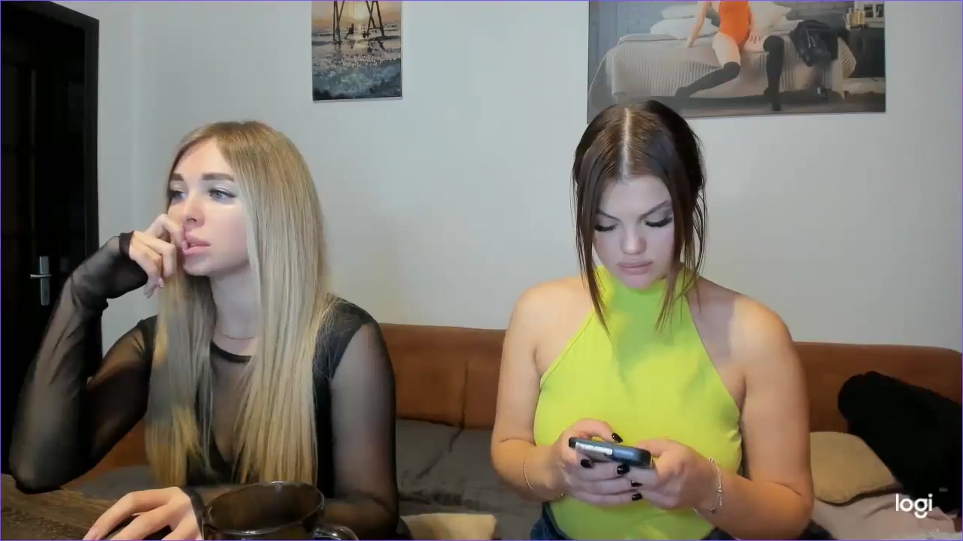 Gallery image thumbnail from StefaniNell's myfreecams stream on, 10/21/2024, 08:52 image 6 of 20