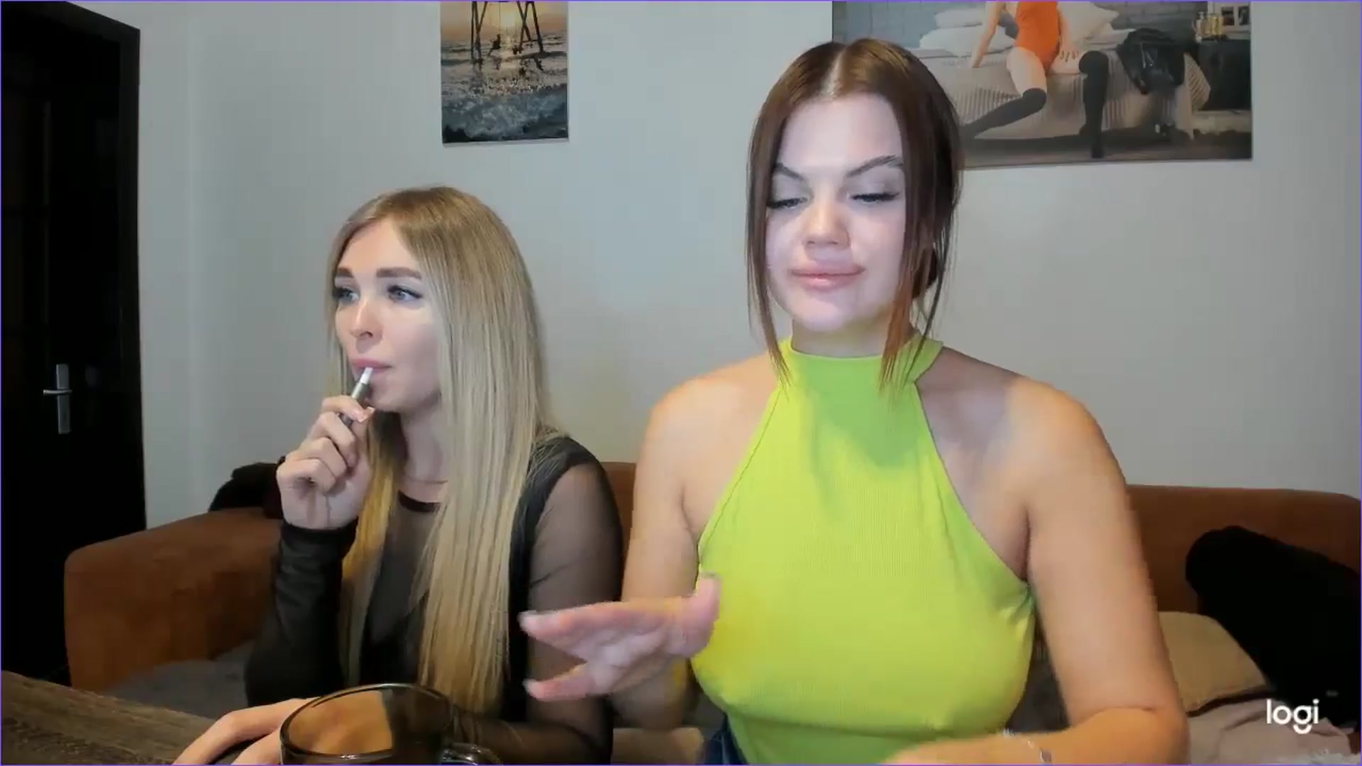 Gallery image thumbnail from StefaniNell's myfreecams stream on, 10/21/2024, 08:52 image 12 of 20