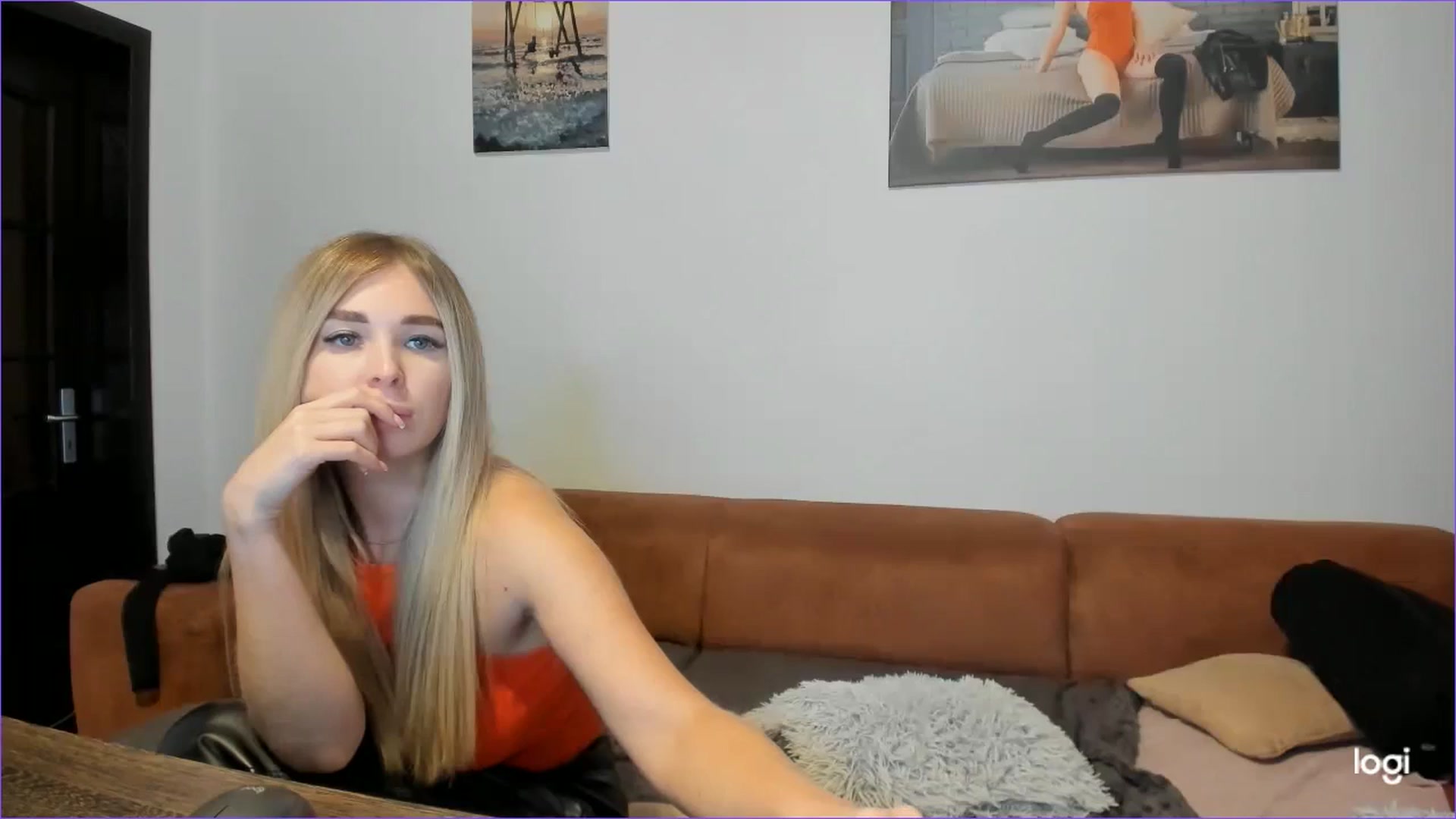 Gallery image thumbnail from StefaniNell's myfreecams stream on, 10/21/2024, 09:18 image 19 of 20