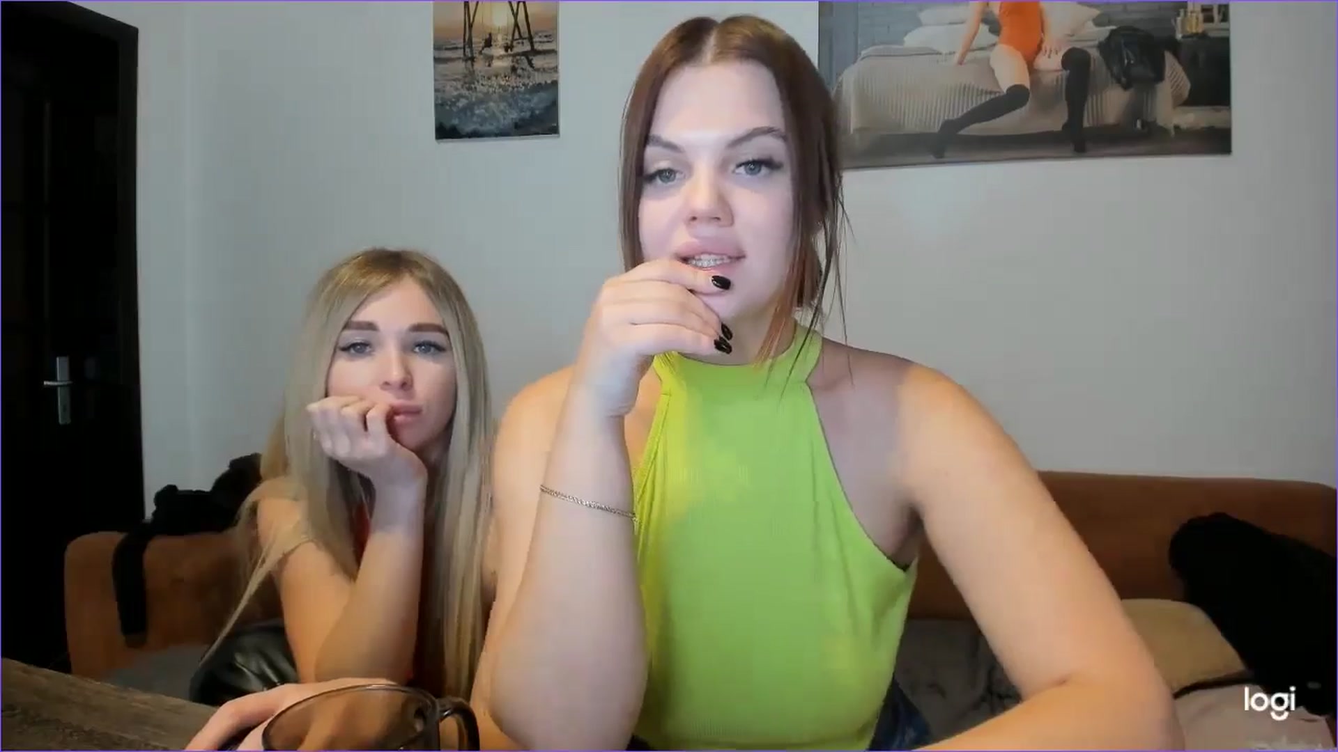 Gallery image thumbnail from StefaniNell's myfreecams stream on, 10/21/2024, 09:18 image 15 of 20