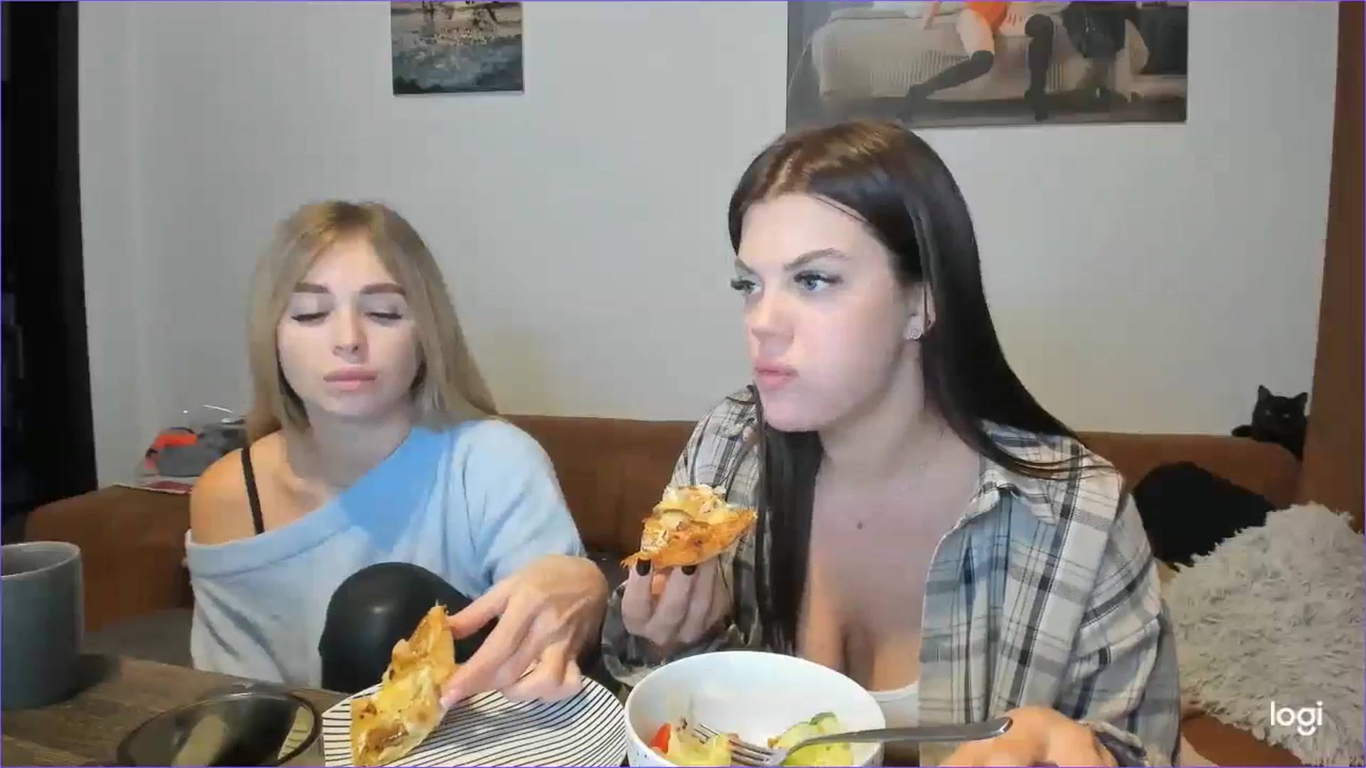 Gallery image thumbnail from StefaniNell's myfreecams stream on, 10/22/2024, 10:37 image 13 of 20