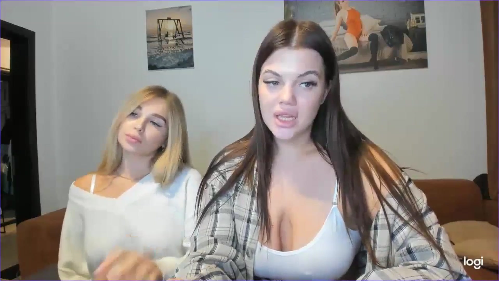 Gallery image thumbnail from StefaniNell's myfreecams stream on, 10/24/2024, 11:29 image 18 of 20