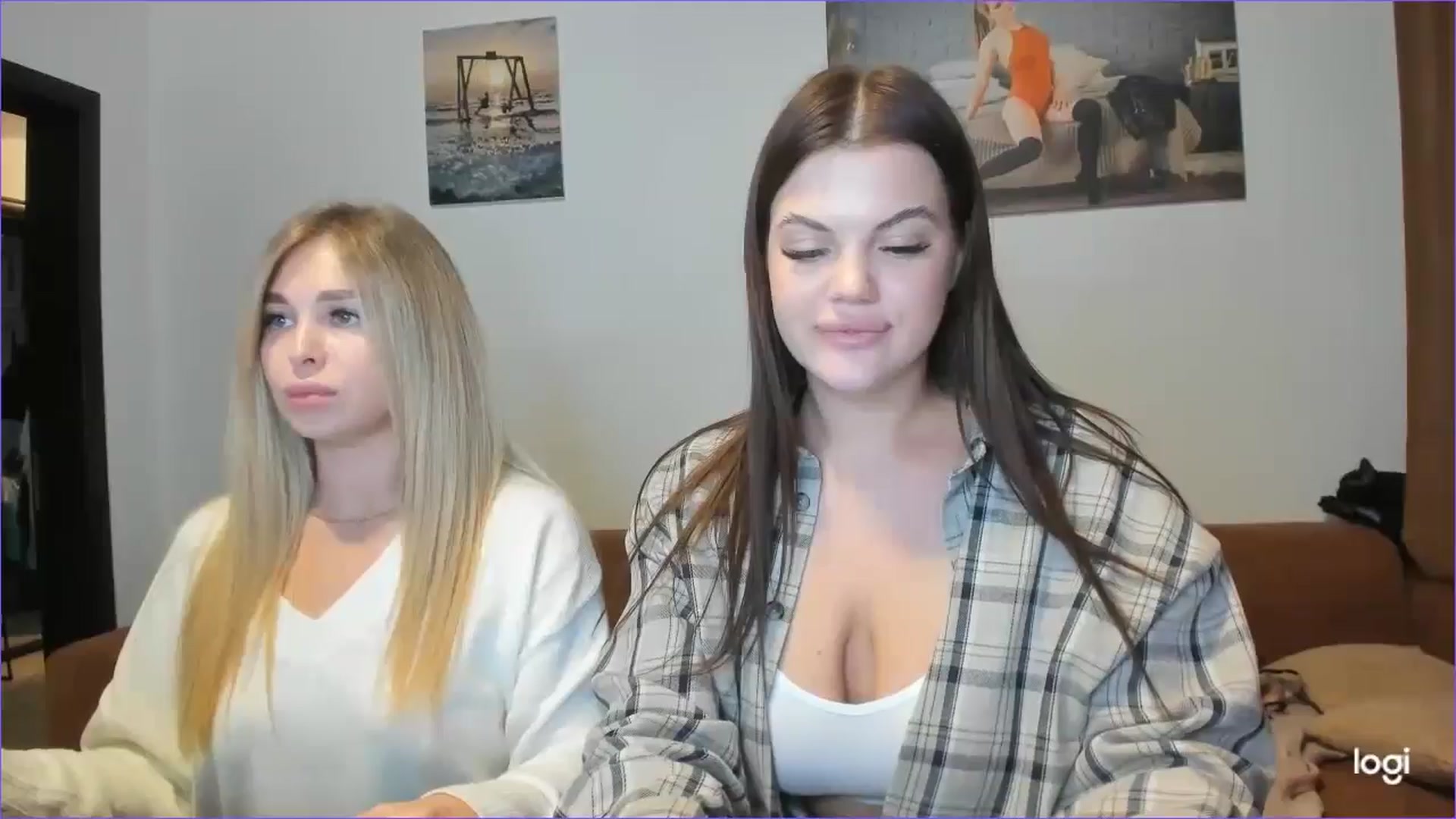 Gallery image thumbnail from StefaniNell's myfreecams stream on, 10/24/2024, 11:29 image 10 of 20