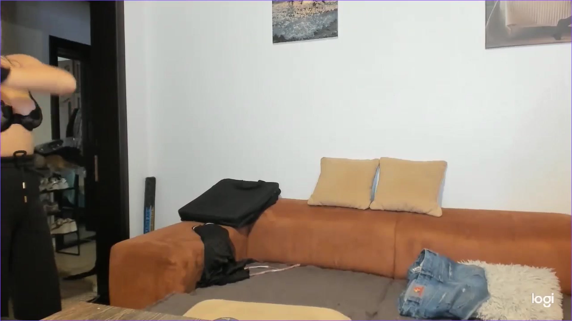 Gallery image thumbnail from StefaniNell's myfreecams stream on, 10/28/2024, 11:21 image 18 of 20