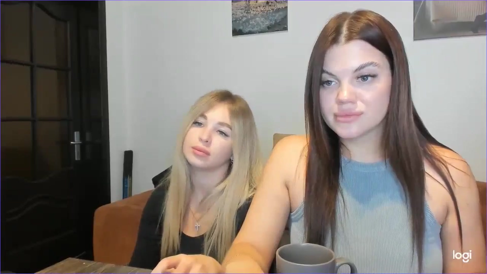 Gallery image thumbnail from StefaniNell's myfreecams stream on, 10/28/2024, 11:21 image 10 of 20