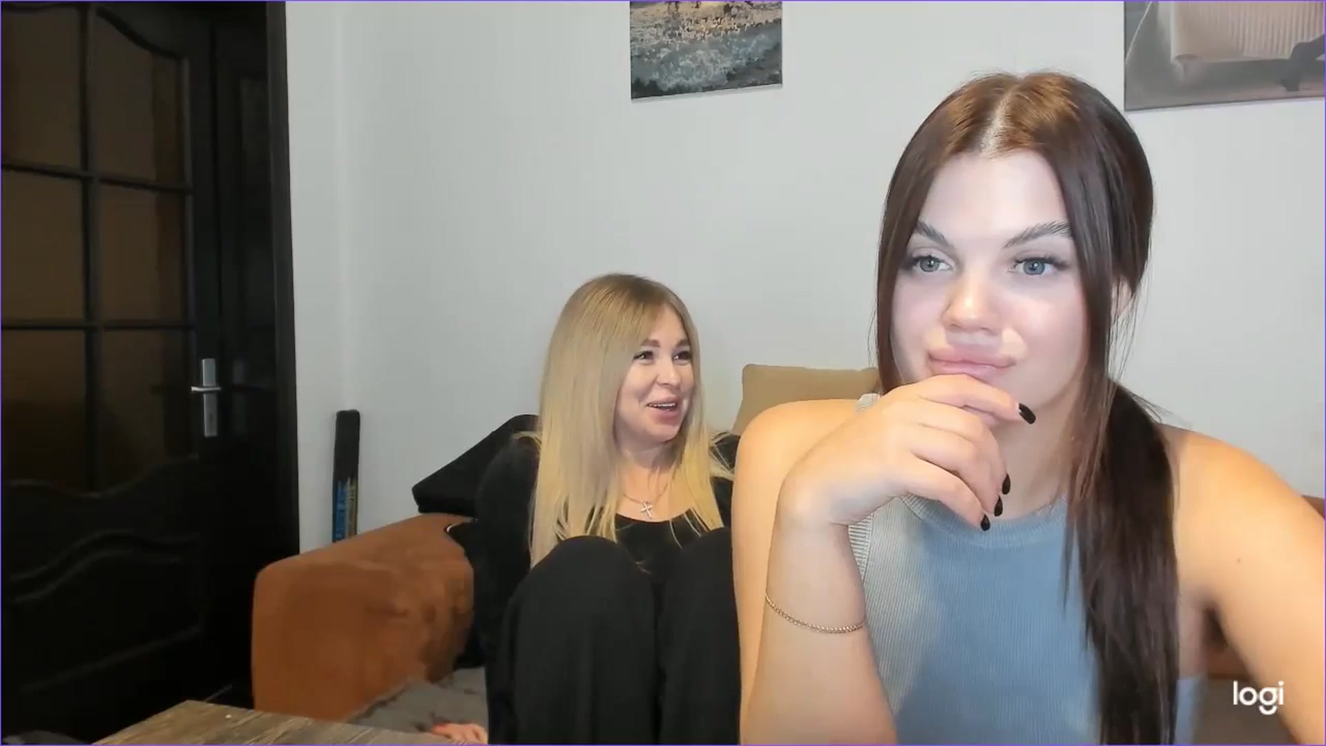 Gallery image thumbnail from StefaniNell's myfreecams stream on, 10/28/2024, 11:56 image 8 of 20