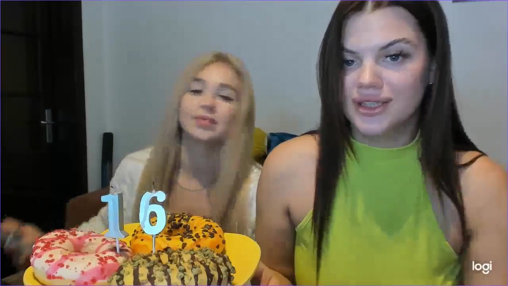 Gallery image thumbnail from StefaniNell's myfreecams stream on, 10/30/2024, 10:10 image 15 of 20