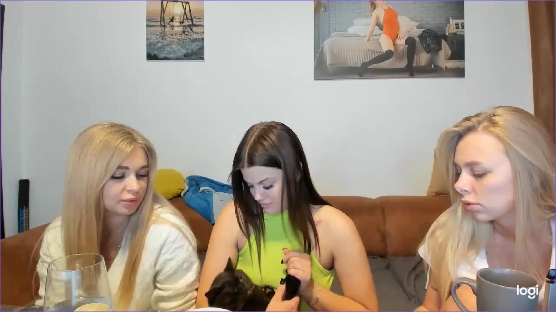 Gallery image thumbnail from StefaniNell's myfreecams stream on, 10/30/2024, 11:56 image 10 of 20