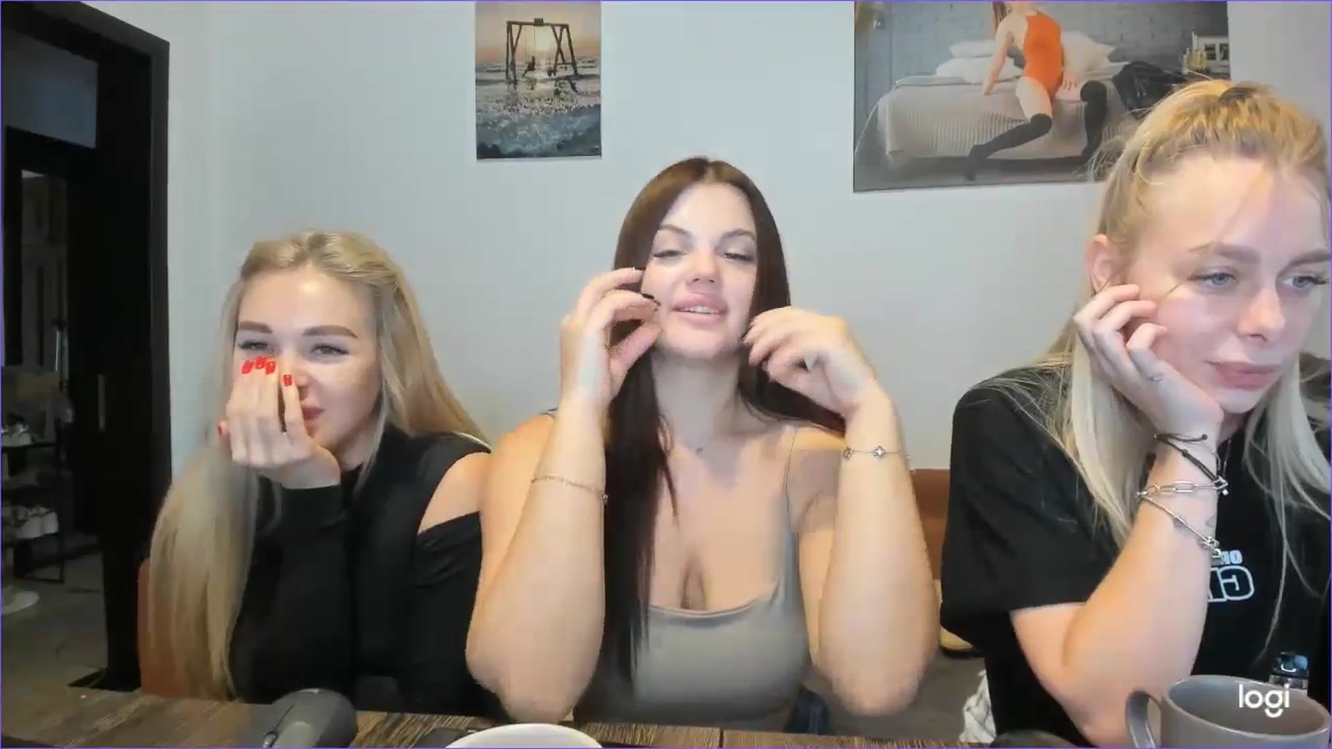 Gallery image thumbnail from StefaniNell's myfreecams stream on, 10/31/2024, 11:40 image 12 of 20