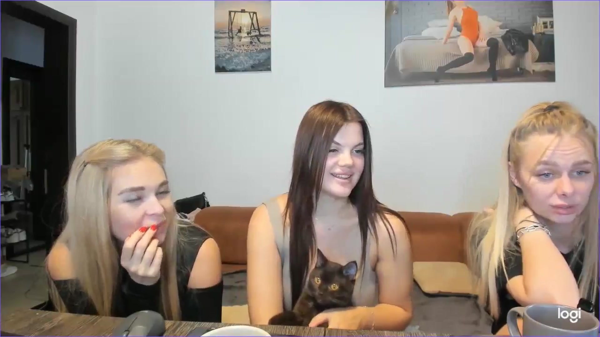 Gallery image thumbnail from StefaniNell's myfreecams stream on, 10/31/2024, 11:40 image 16 of 20