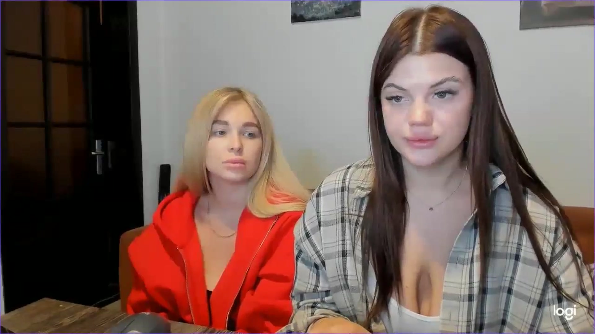 Gallery image thumbnail from StefaniNell's myfreecams stream on, 11/03/2024, 10:12 image 15 of 20