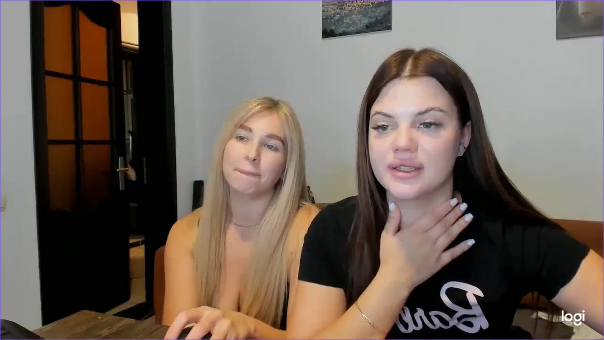 Gallery image thumbnail from StefaniNell's myfreecams stream on, 11/03/2024, 12:18 image 17 of 20