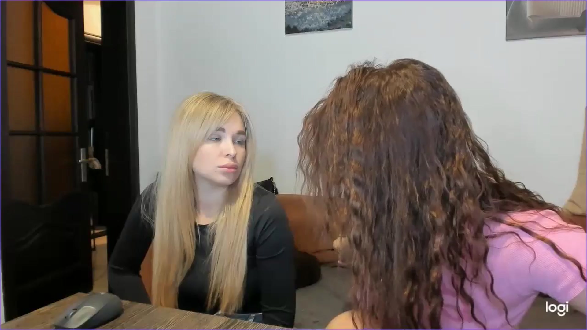 Gallery image thumbnail from StefaniNell's myfreecams stream on, 11/06/2024, 10:00 image 11 of 20