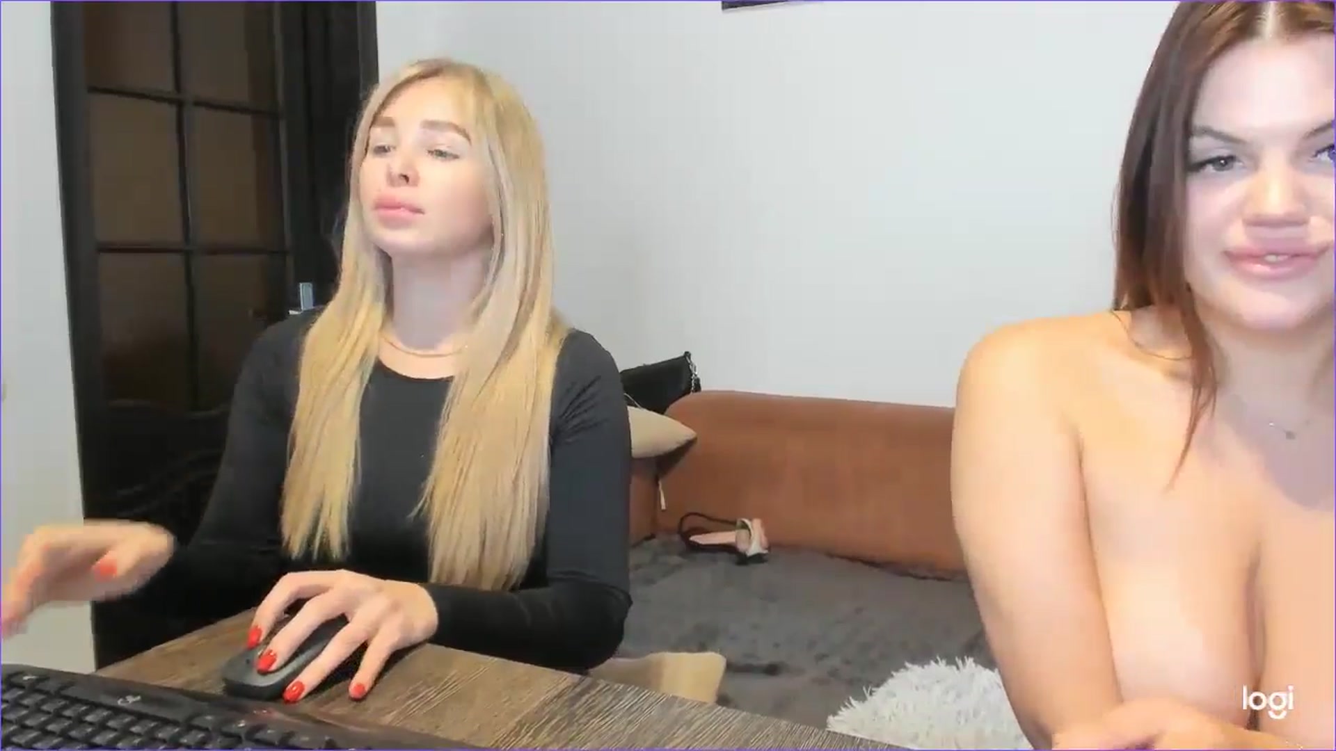 Gallery image thumbnail from StefaniNell's myfreecams stream on, 11/08/2024, 10:46 image 9 of 20