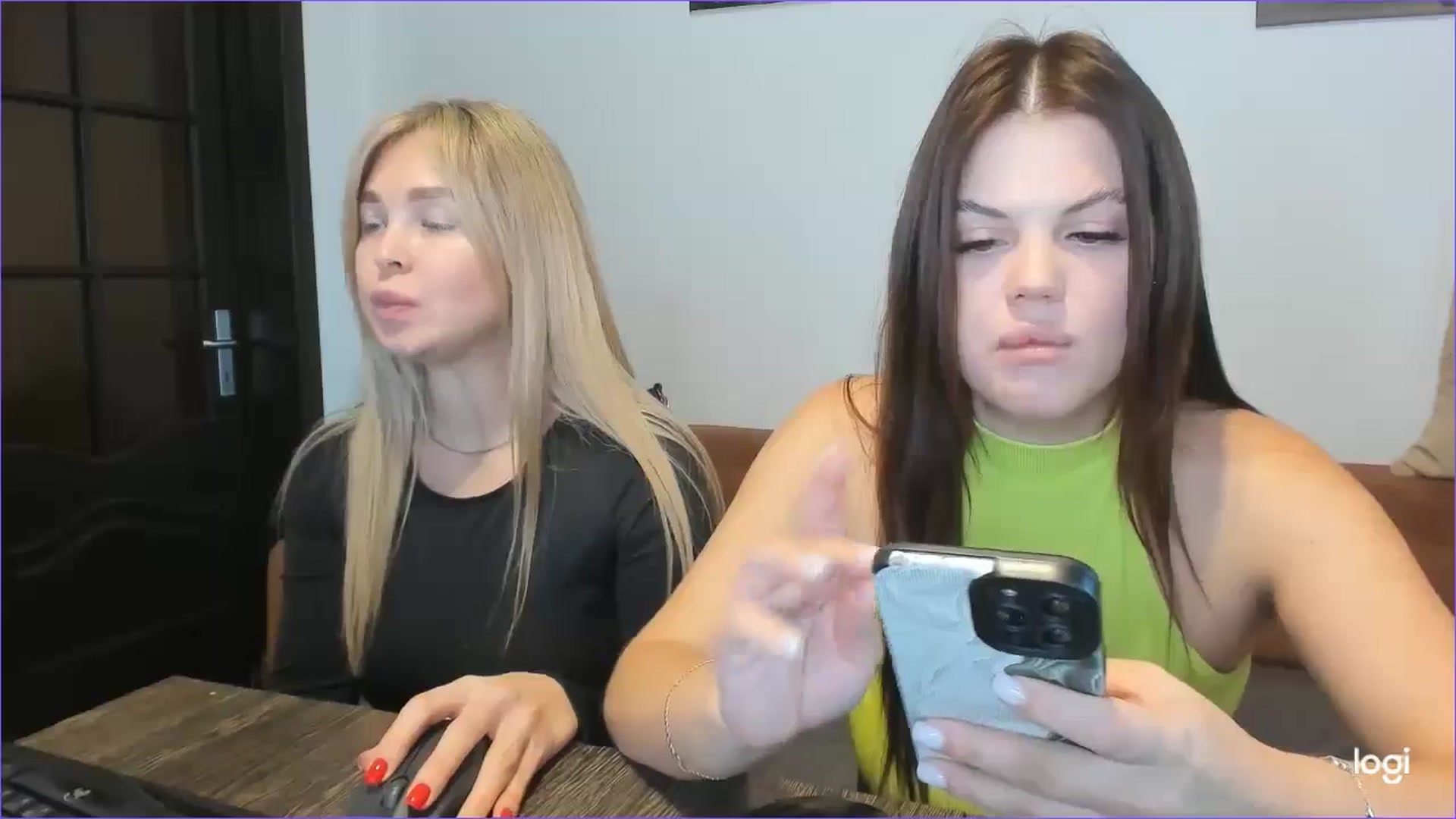Gallery image thumbnail from StefaniNell's myfreecams stream on, 11/08/2024, 10:46 image 3 of 20