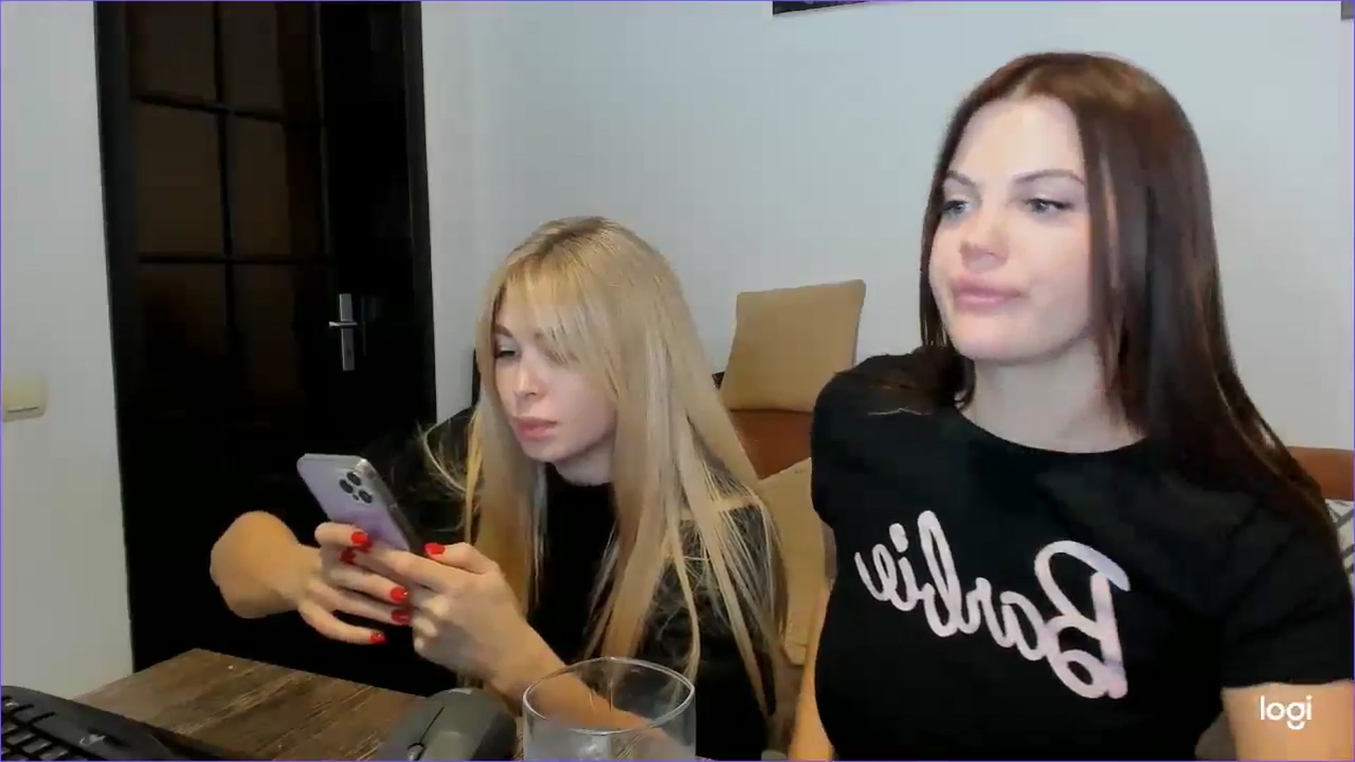 Gallery image thumbnail from StefaniNell's myfreecams stream on, 11/10/2024, 12:47 image 18 of 20