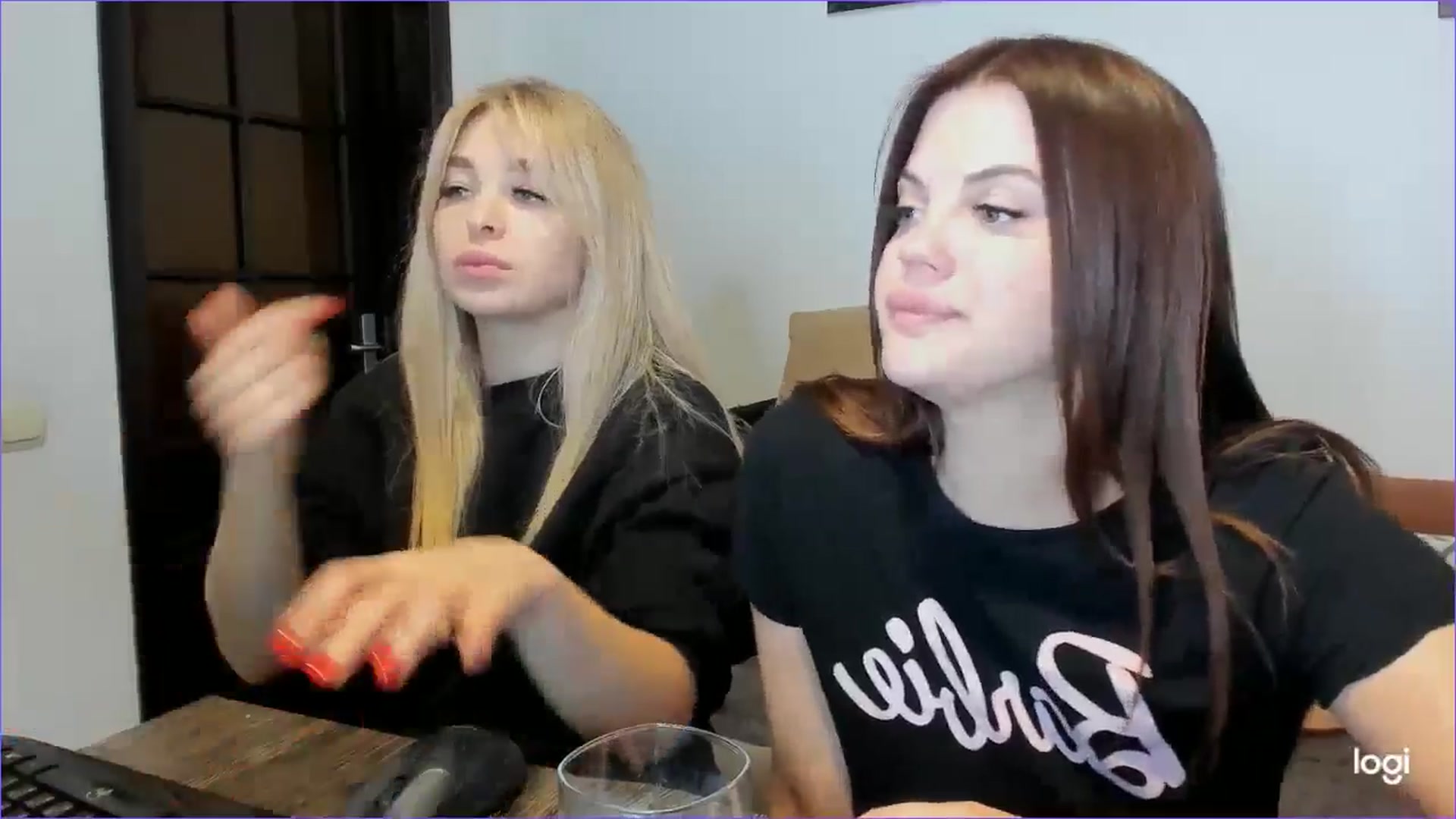 Gallery image thumbnail from StefaniNell's myfreecams stream on, 11/10/2024, 12:47 image 13 of 20