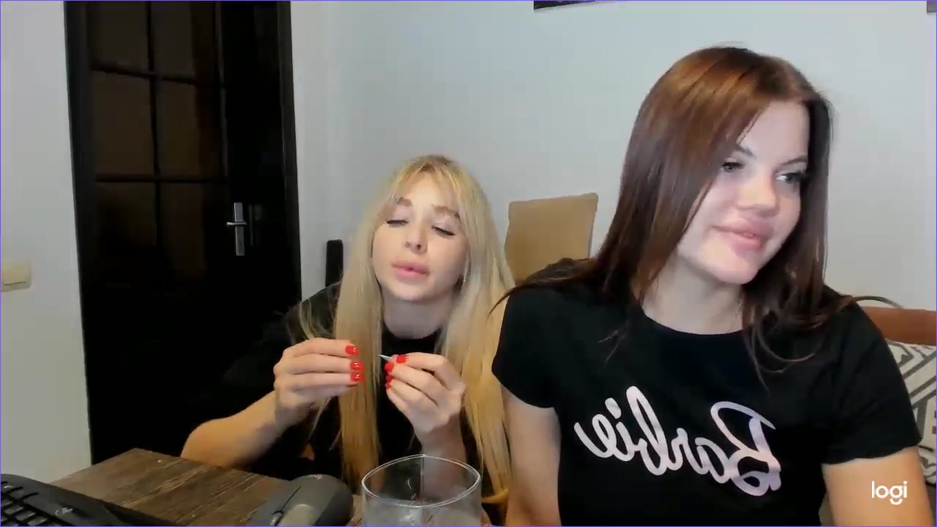Gallery image thumbnail from StefaniNell's myfreecams stream on, 11/10/2024, 12:47 image 17 of 20