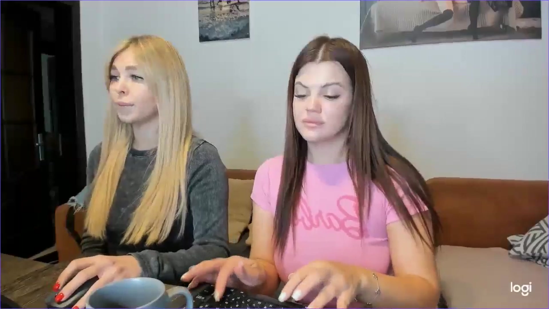 Gallery image thumbnail from StefaniNell's myfreecams stream on, 11/13/2024, 09:25 image 3 of 20