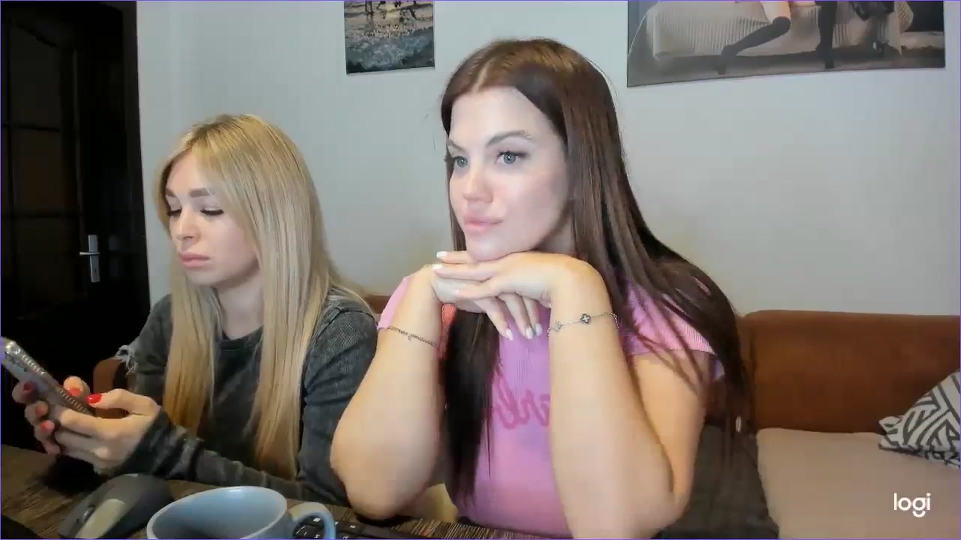 Gallery image thumbnail from StefaniNell's myfreecams stream on, 11/13/2024, 09:25 image 14 of 20