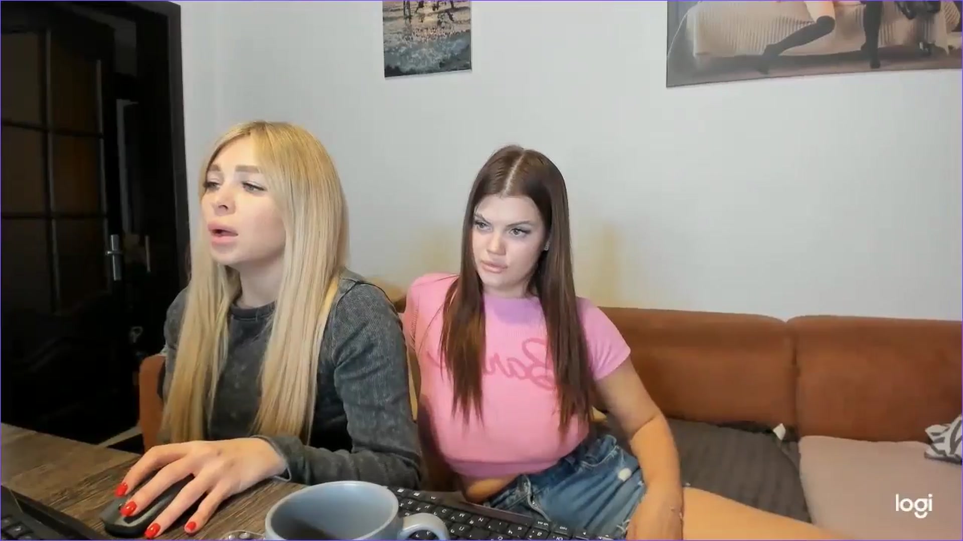 Gallery image thumbnail from StefaniNell's myfreecams stream on, 11/13/2024, 09:57 image 17 of 20