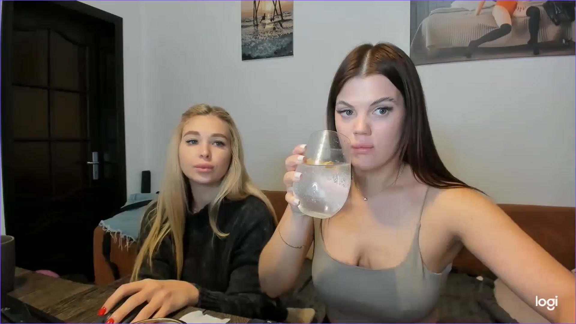 Gallery image thumbnail from StefaniNell's myfreecams stream on, 11/14/2024, 09:47 image 14 of 20