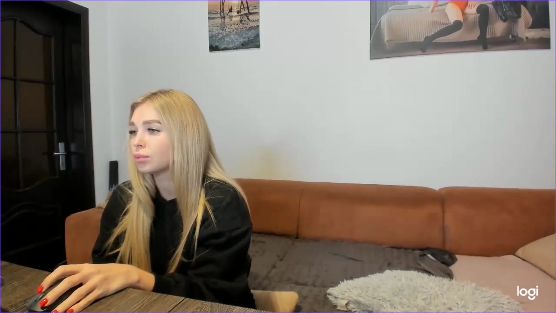 Gallery image thumbnail from StefaniNell's myfreecams stream on, 11/17/2024, 12:36 image 3 of 20