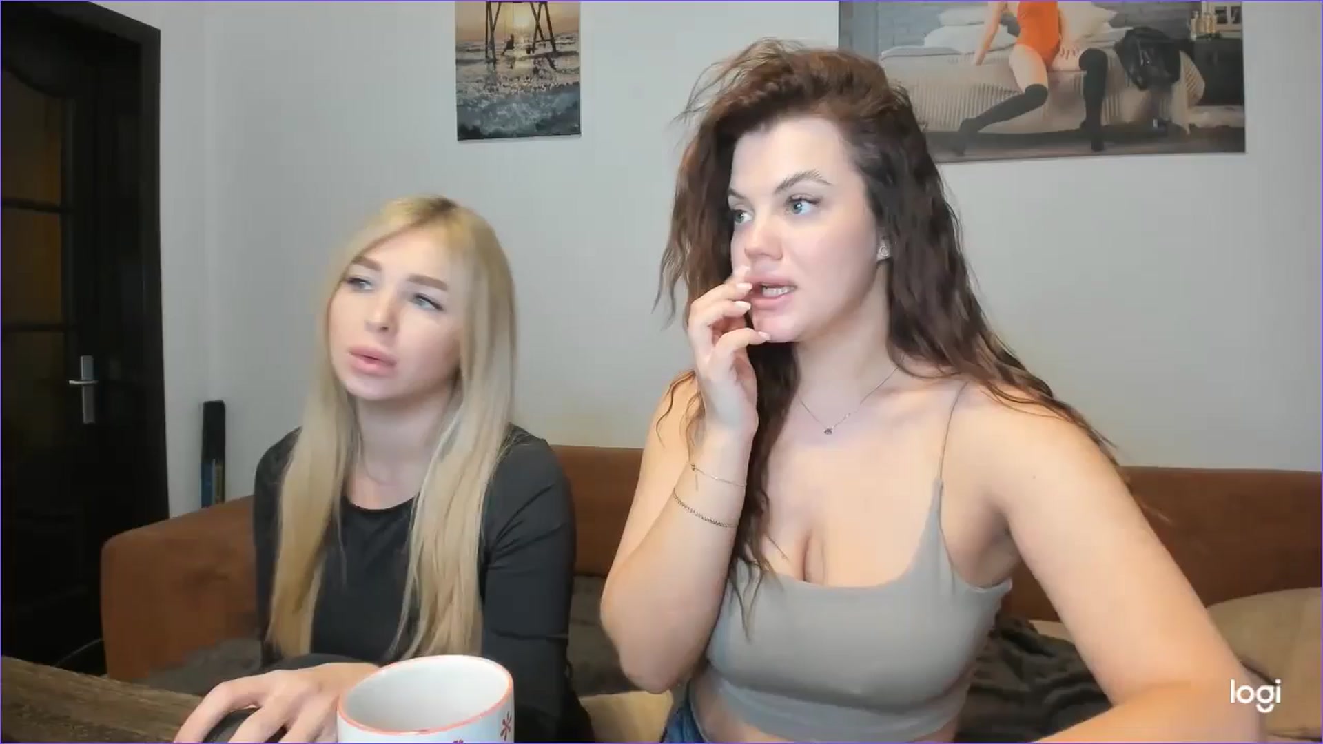 Gallery image thumbnail from StefaniNell's myfreecams stream on, 11/19/2024, 10:20 image 3 of 20