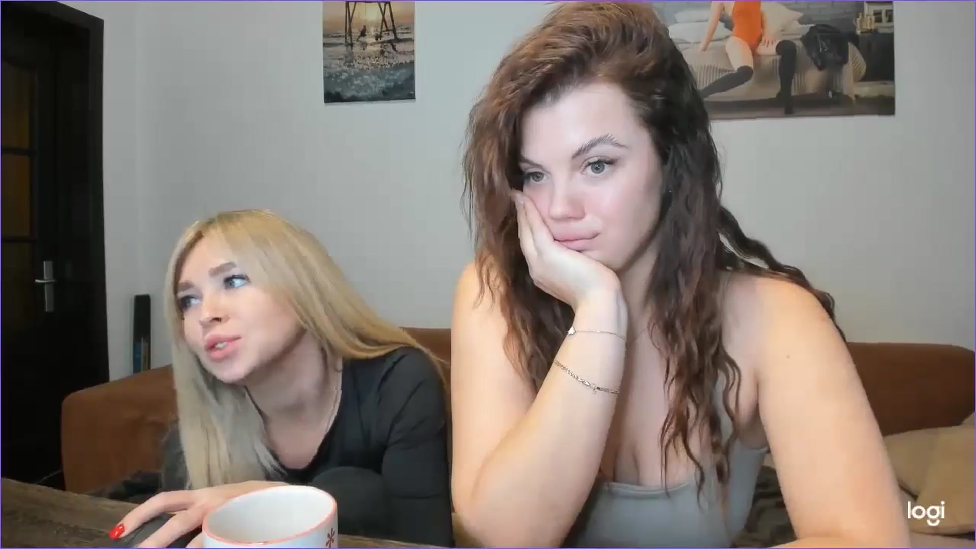 Gallery image thumbnail from StefaniNell's myfreecams stream on, 11/19/2024, 10:20 image 18 of 20